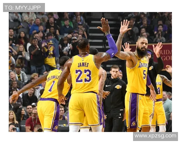 沙尔克04逆转胜汉堡,士气大增,迎接更大挑战 沙尔克04逆转胜汉堡,士气大增,迎接更大挑战